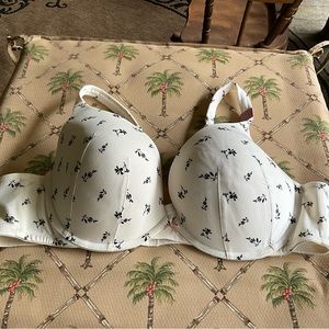 NWT Cacique size 44B BRA